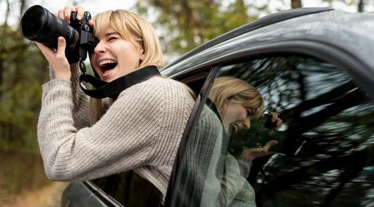 Sexy Clutches: How to Buy & Wear a Designer Clutch Bag